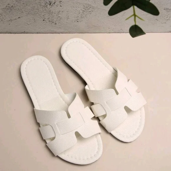 NEW White Snakeskin Sandals - Picture 6 of 7